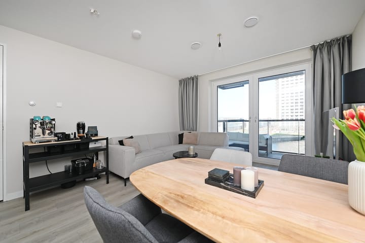 Foto 9 van Waldorpstraat 1598