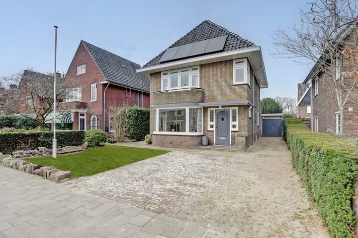 Vriezenveenseweg 26