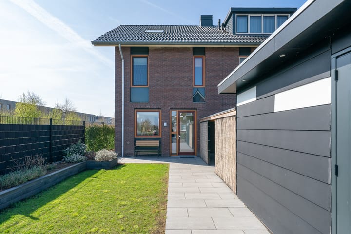 Foto 46 van Kervel 24