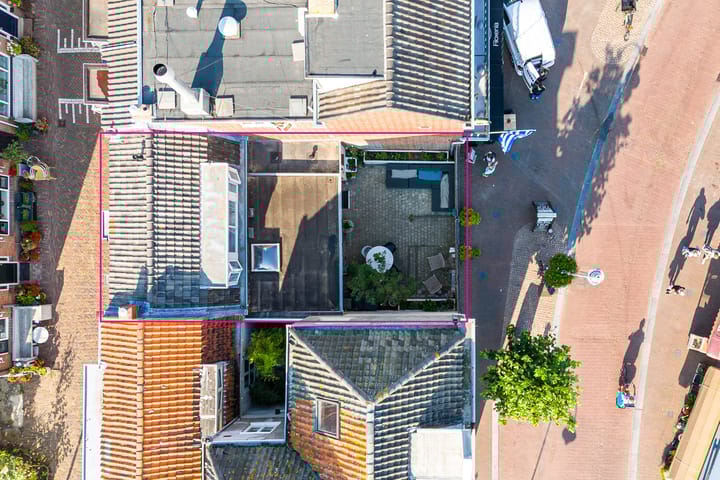 Photo 41 of Haltestraat 47