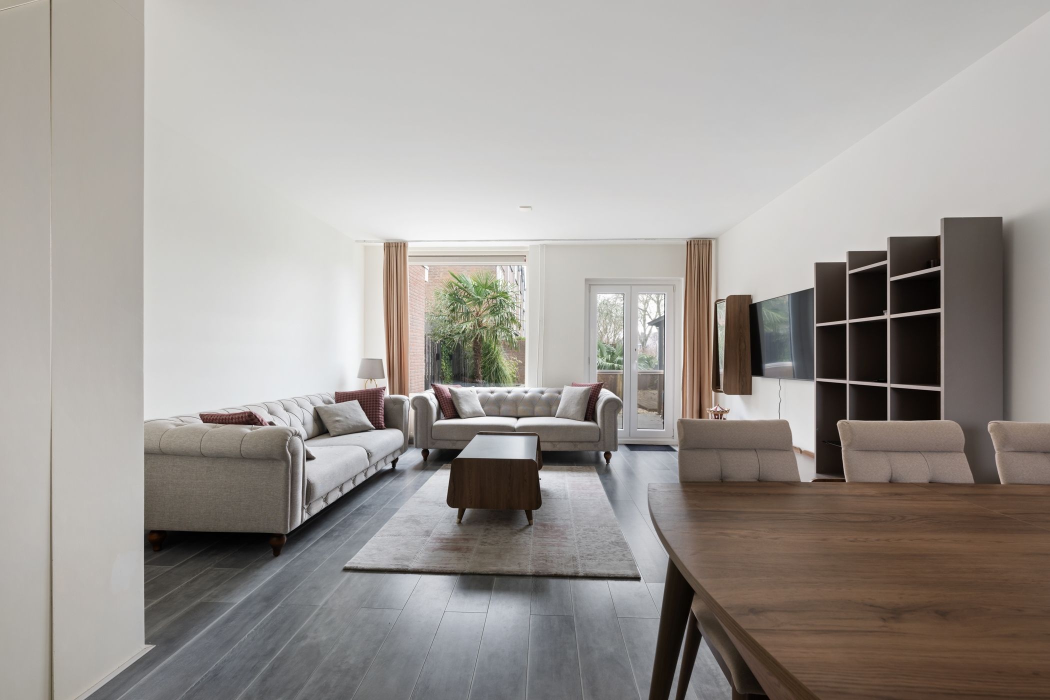 Foto 6 van Bronsmos 57