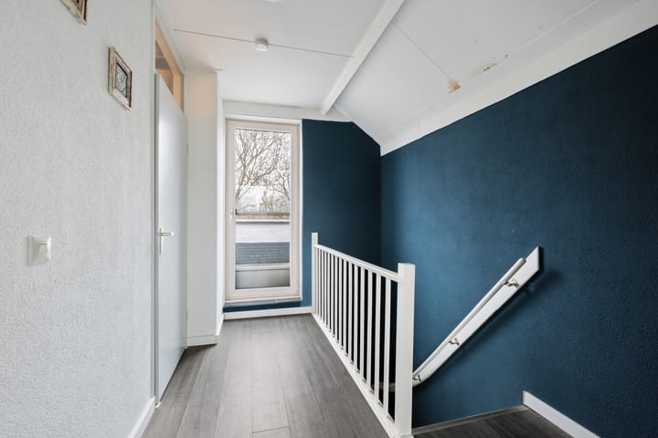 Foto 18 van Bronsmos 57