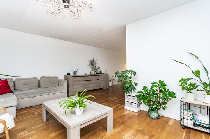 Foto 5 van Eglantier 94