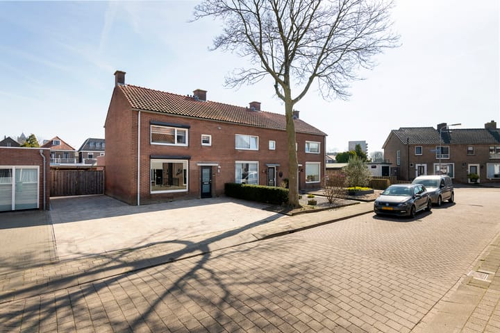 Foto 5 van Begoniastraat 37