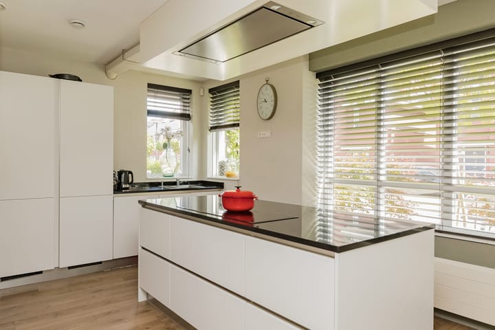 Foto 16 van Israël Queridolaan 9