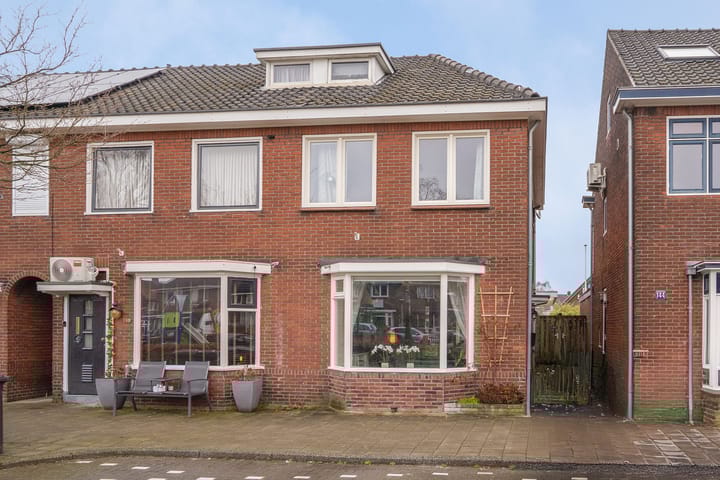 Photo 1 of Othmar ten Catestraat 146