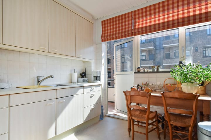 Photo 4 of Van Alkemadelaan 350-205