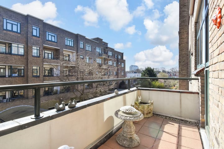 Photo 5 of Van Alkemadelaan 350-205