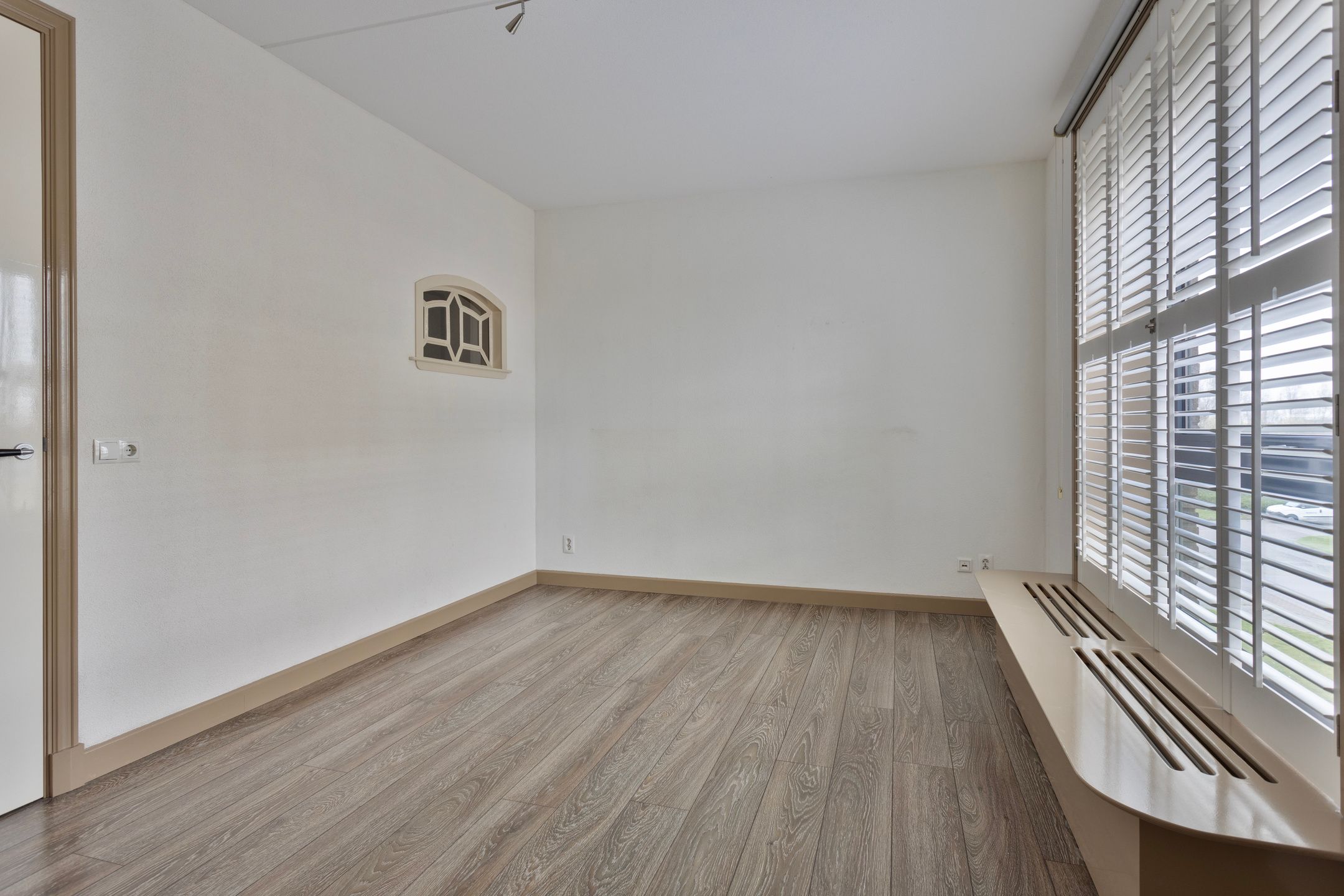 Photo 21 of Kooikerstraat 105