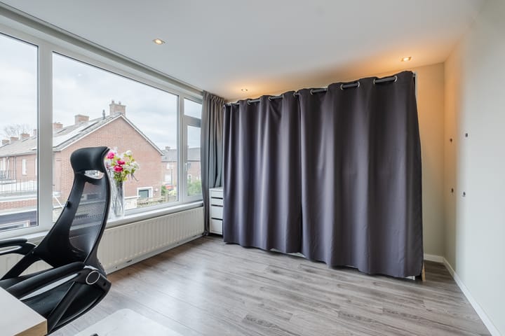 Foto 28 van Heistraat 39