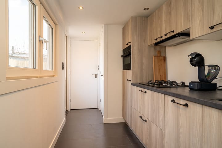 Photo 11 of Ribesstraat 8