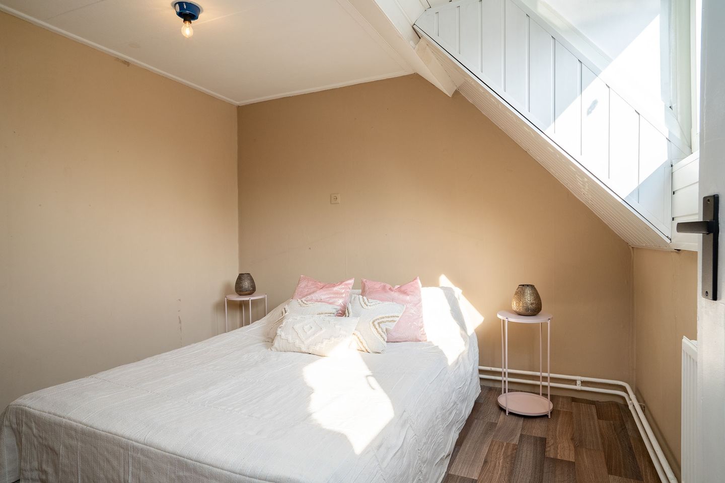 Foto 14 van Ribesstraat 8