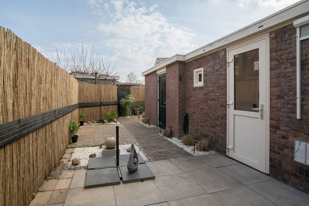 Foto 17 van Ribesstraat 8