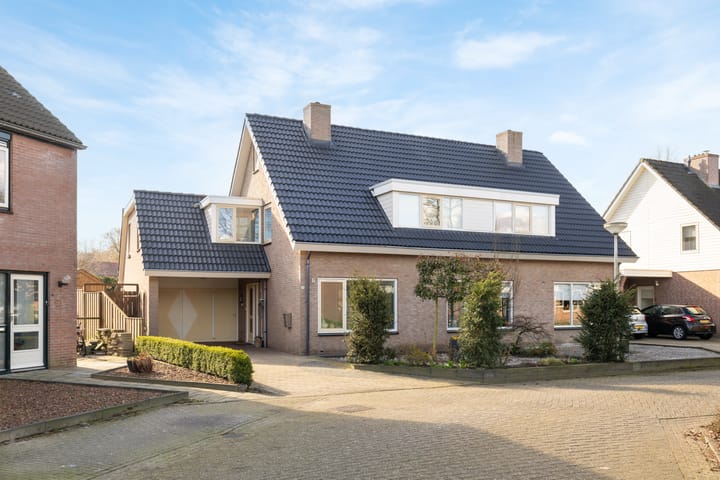 Foto 1 van de Essenbree 86