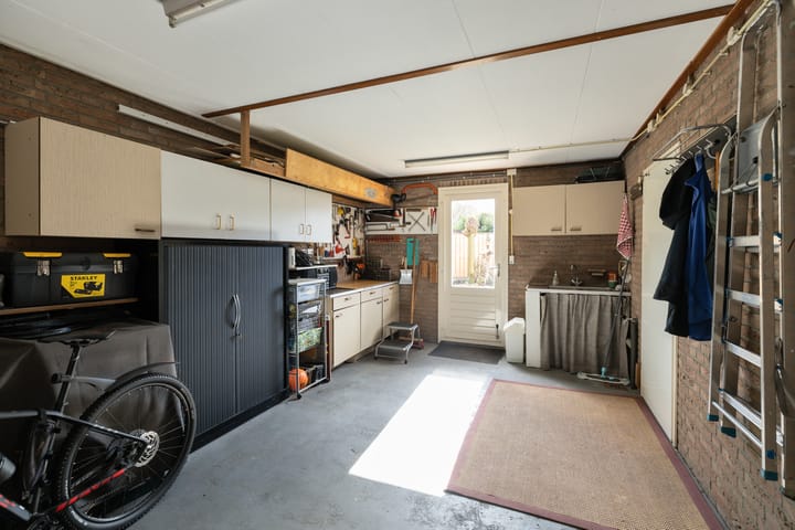 Foto 30 van de Essenbree 86