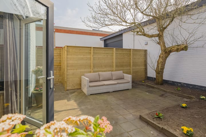 Photo 40 of Kromhoutstraat 58