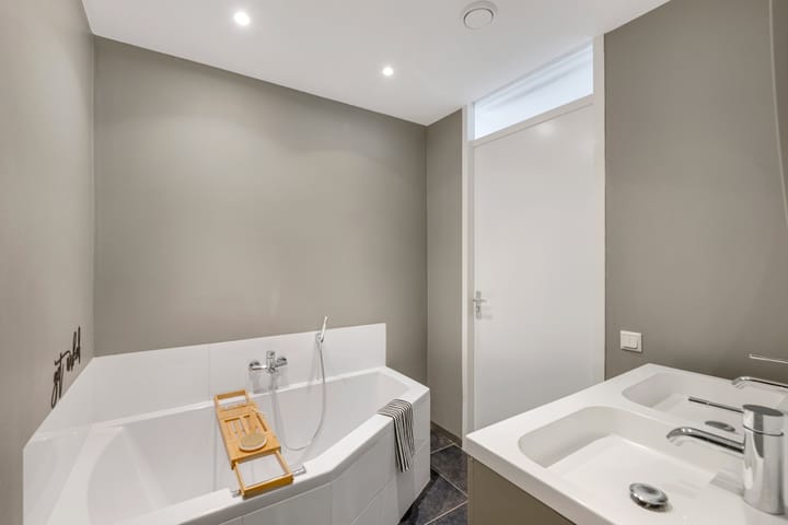 Photo 27 of Hugo Poortmanstraat 24