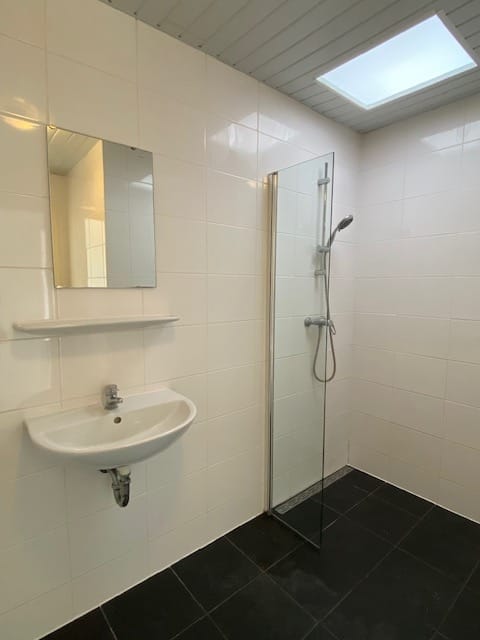 Foto 19 van Velpsestraat 165-A