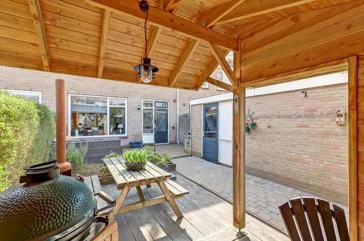 Foto 38 van Piet Moeskopsstraat 4