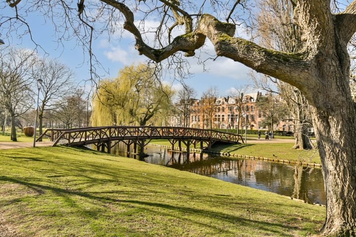 Foto 37 van Claes de Vrieselaan 38-B