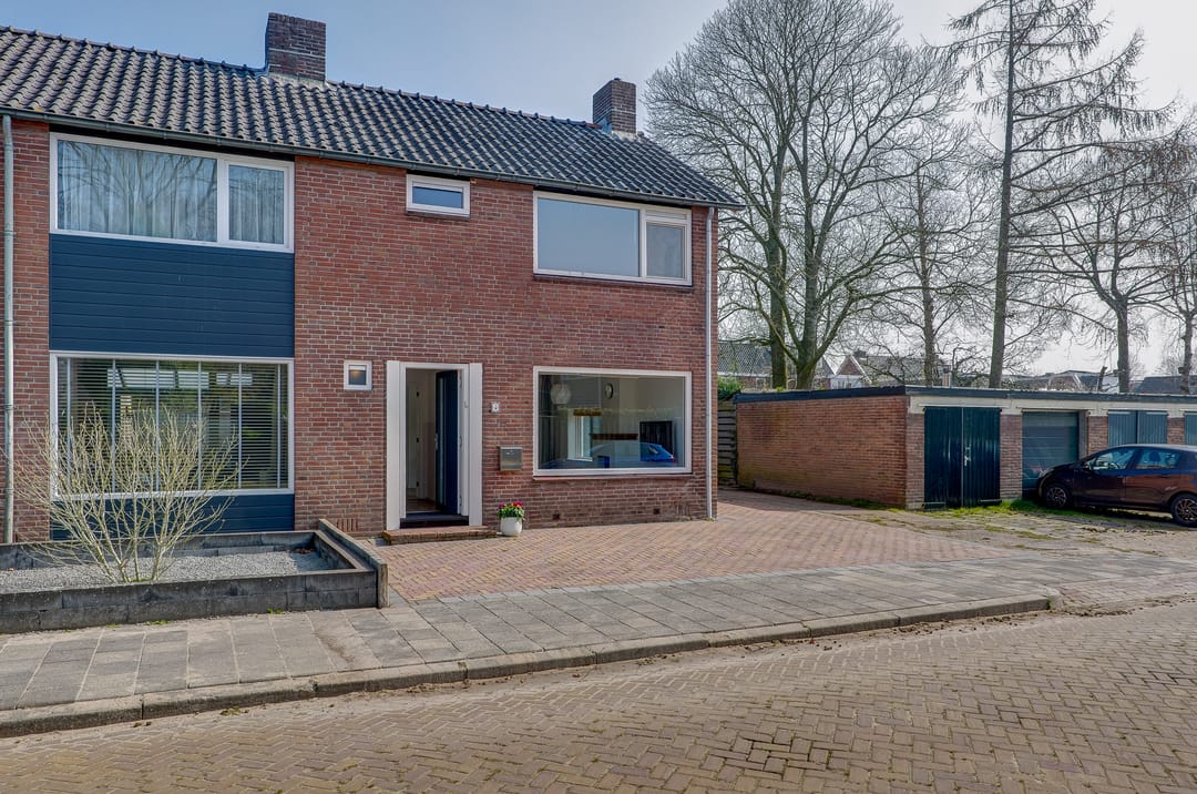 Foto 2 van Schweitzerstraat 4