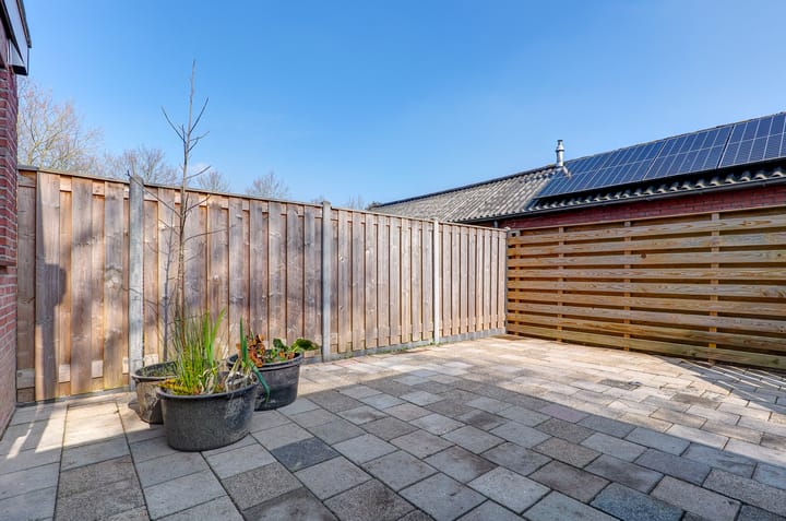 Photo 30 of Schweitzerstraat 4