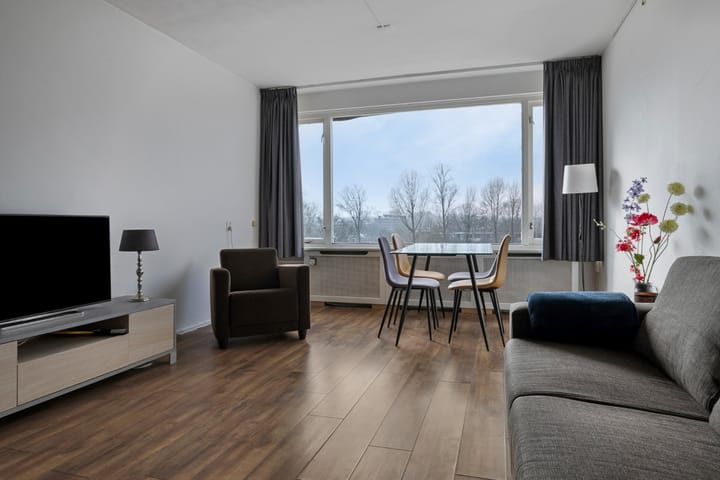 Foto 3 van Van der Helmstraat 384