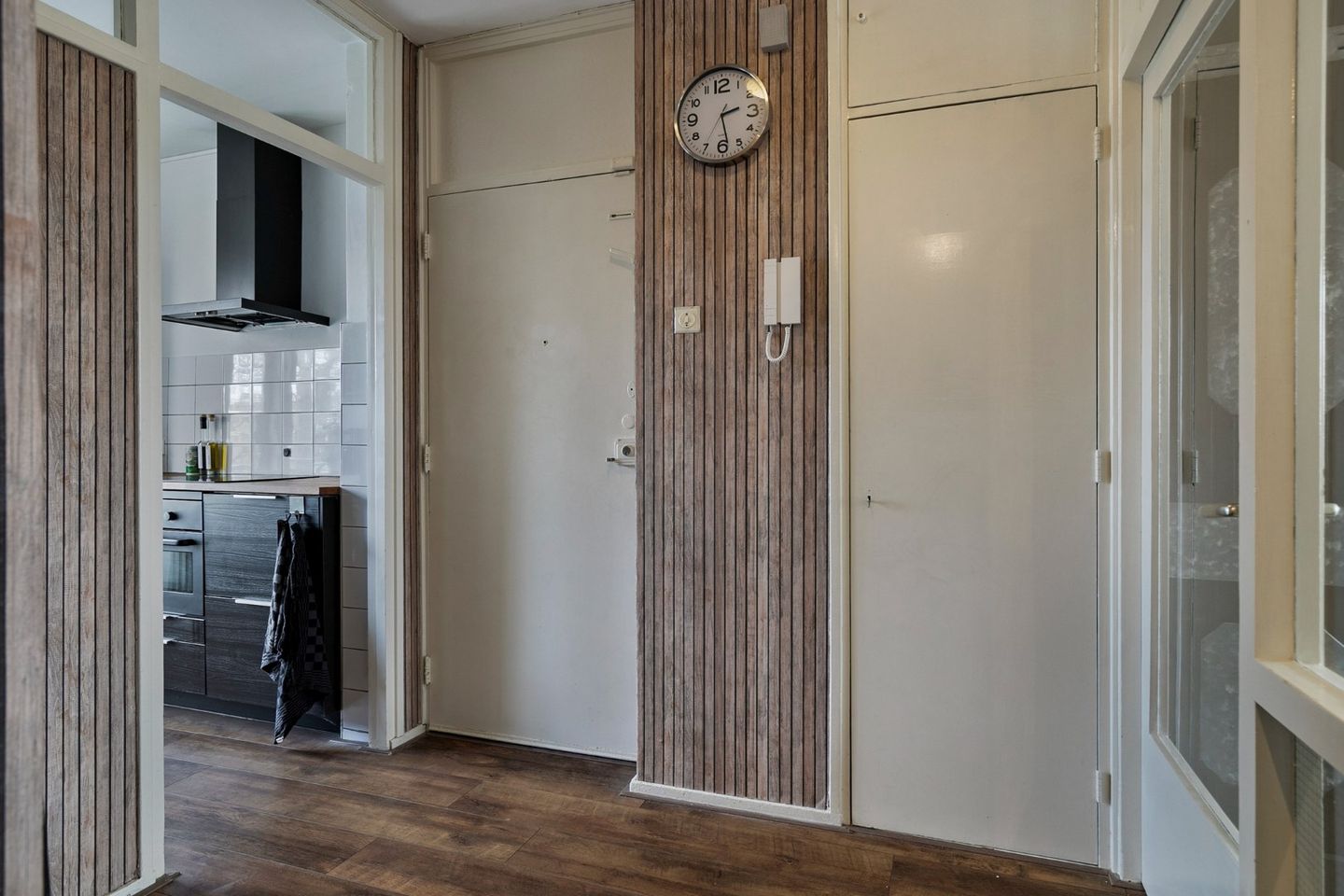 Foto 10 van Van der Helmstraat 384