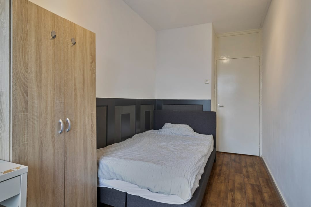 Foto 23 van Van der Helmstraat 384