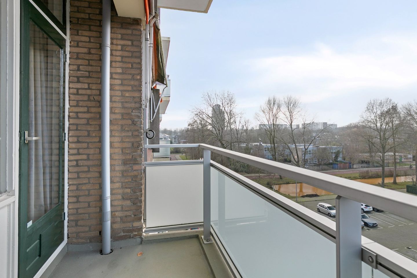 Foto 25 van Van der Helmstraat 384