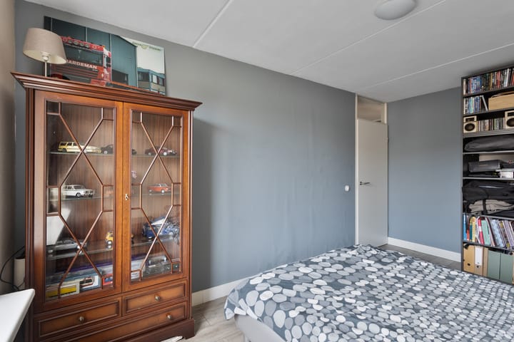 Photo 32 of Suze Groenewegstraat 3