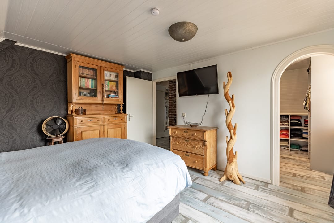 Foto 28 van Klein Zundertseweg 34-B