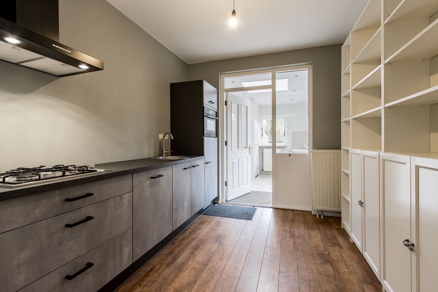 Photo 14 of Nichtenhofstraat 37