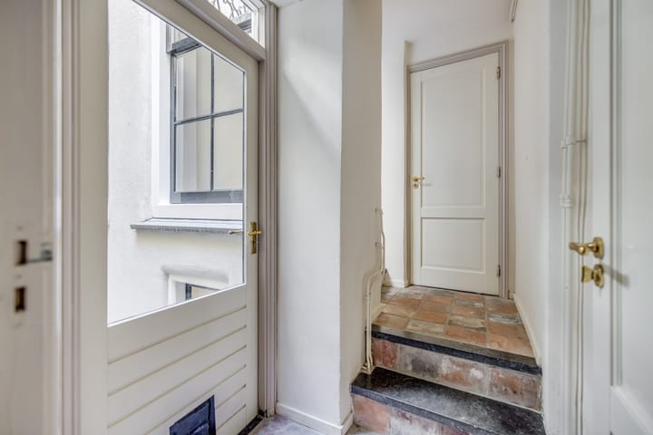 Foto 24 van Predikherenstraat 6