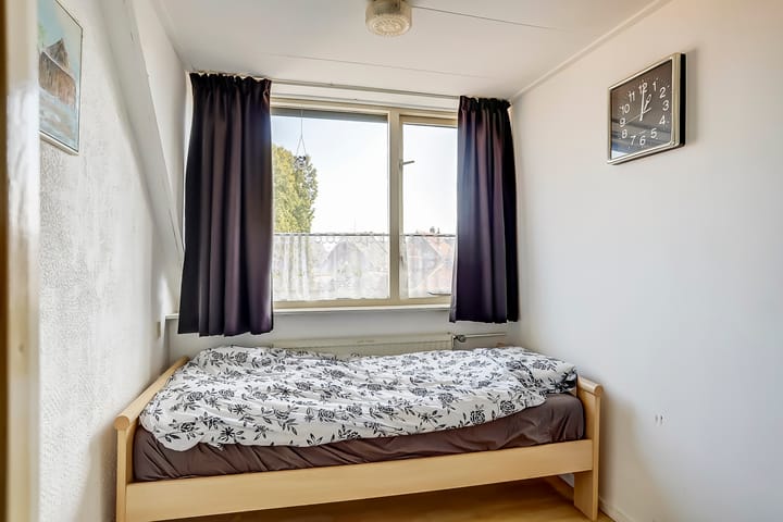 Foto 16 van Emmastraat 75