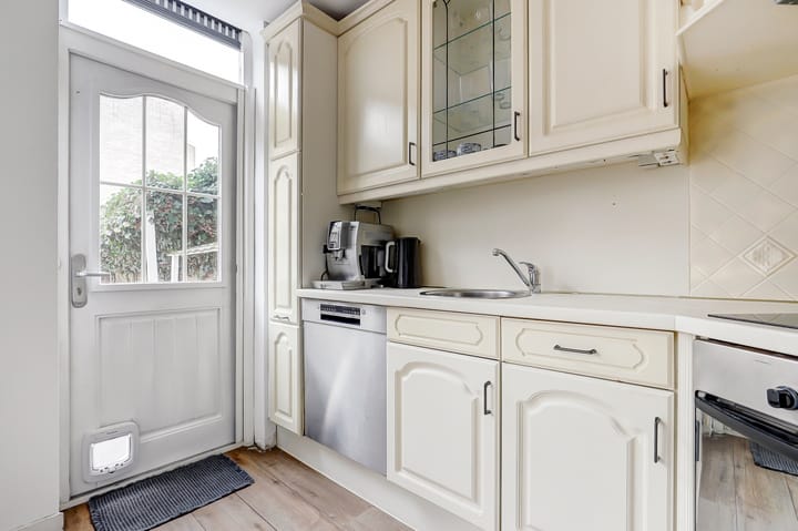 Foto 10 van Vlassersstraat 11