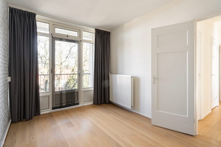 Foto 13 van Anjelierlaan 12-2