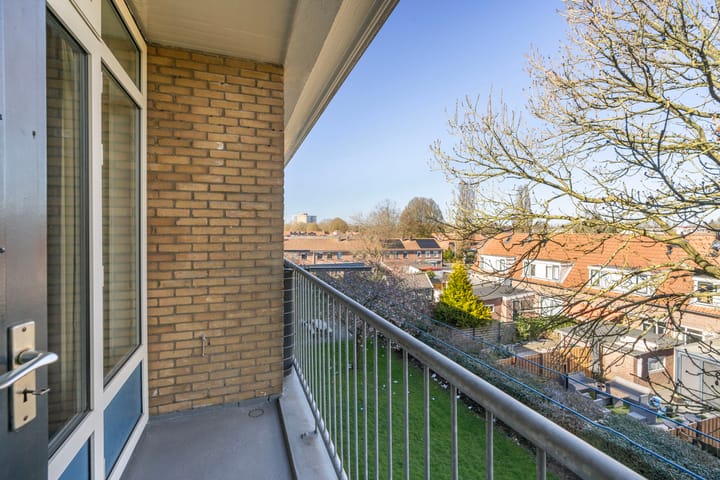 Foto 16 van Anjelierlaan 12-2