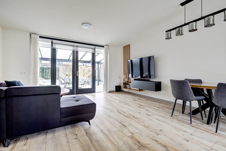 Foto 4 van Bruin Dikkopje 29