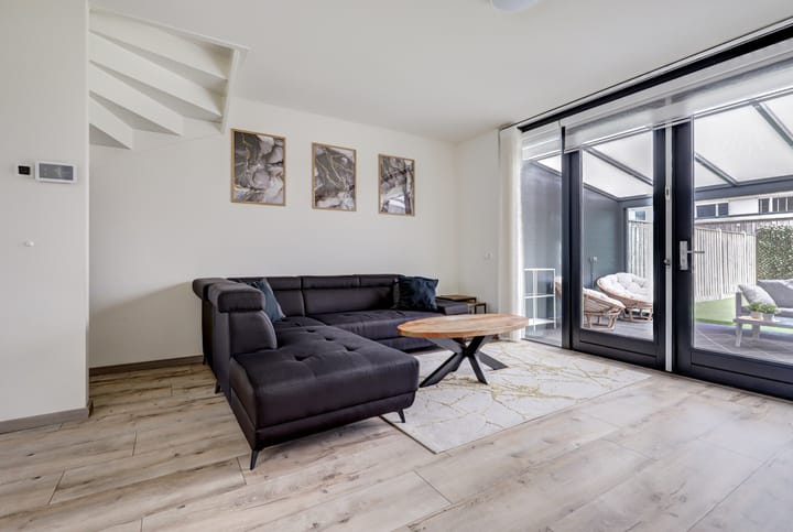 Foto 5 van Bruin Dikkopje 29