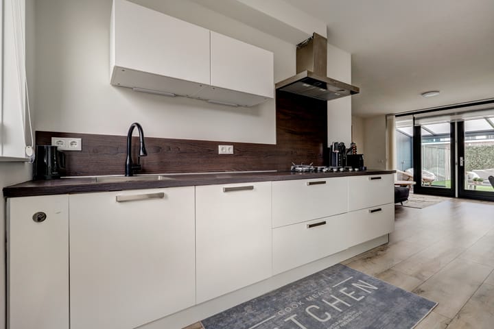 Foto 12 van Bruin Dikkopje 29