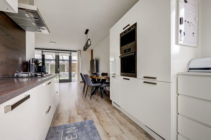 Foto 13 van Bruin Dikkopje 29