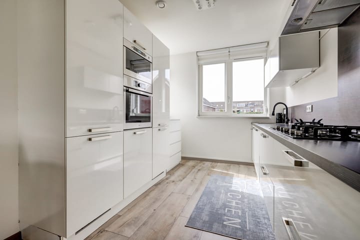 Foto 14 van Bruin Dikkopje 29