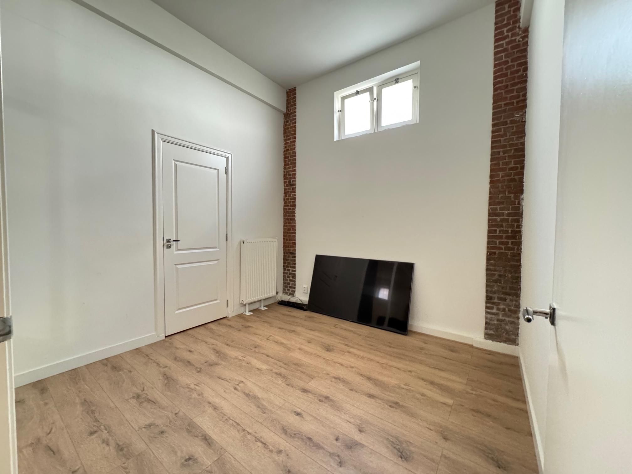 Foto 21 van Da Costastraat 101