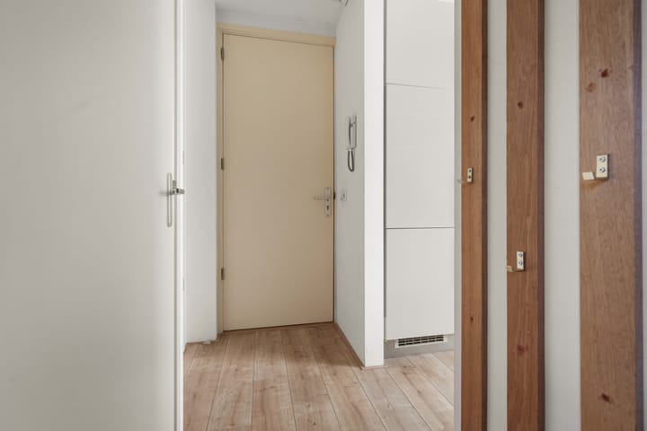 Photo 14 of Voorstadslaan 49-D