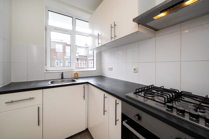 Foto 14 van Linnaeusstraat 56