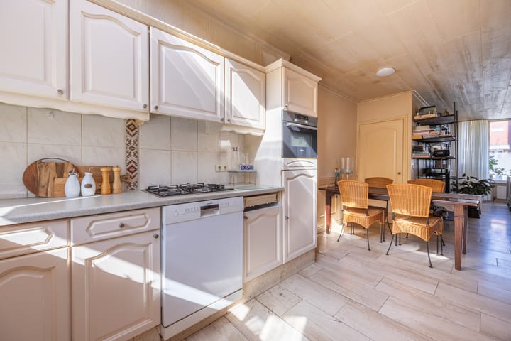 Foto 8 van Van Diemenstraat 144