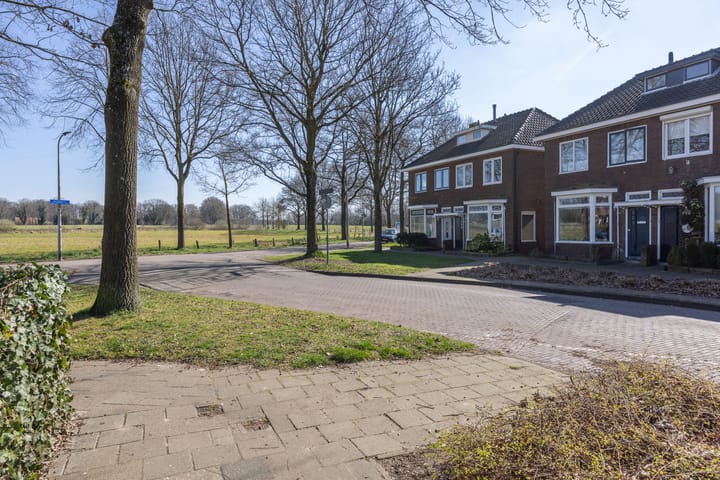 Foto 25 van Van Diemenstraat 144