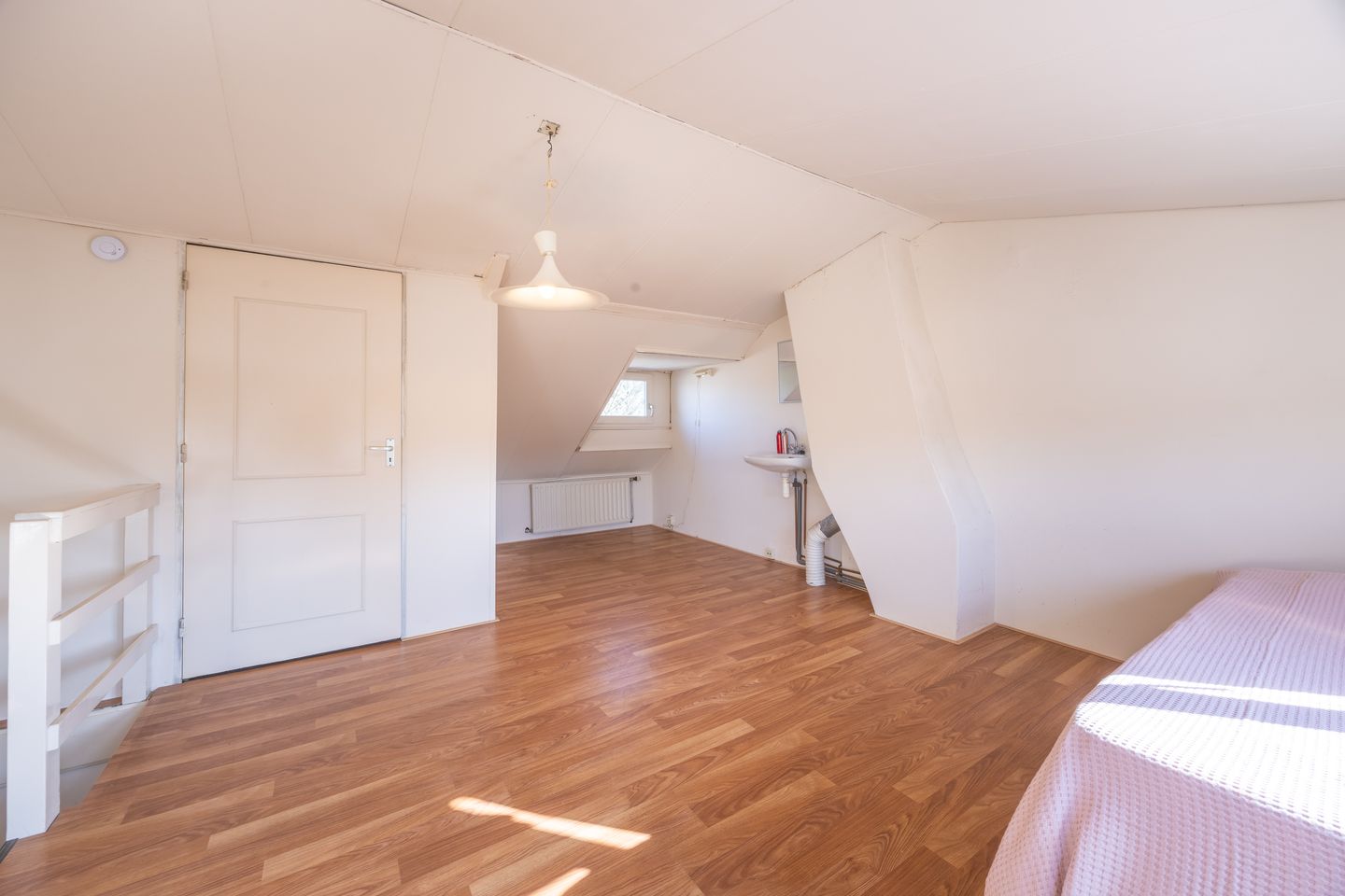 Photo 19 of Van Diemenstraat 144