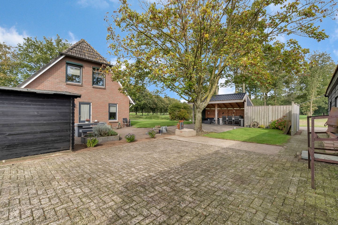 Foto 4 van Fliermatenweg 2